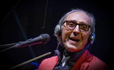 Franco Battiato, il filosofo della musica che ha vissuto 100 vite