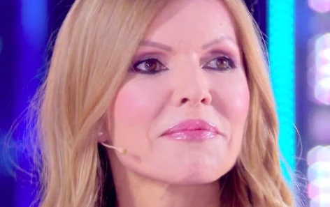 Grande Fratello Vip, Rita Rusic umilia Adriana Volpe: "Non lavora più. L'unica cosa che le rimane..."