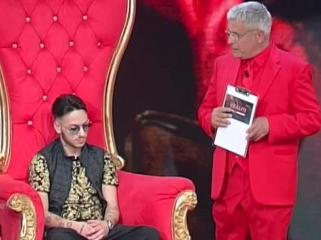 Realiti, insulti in diretta a Falcone e Borsellino. Disastro Rai, Lucci e Argento rovinati?