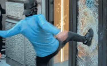 Movimento 17 ottobre, nelle chat dell’odio rosso offese sessiste a Meloni