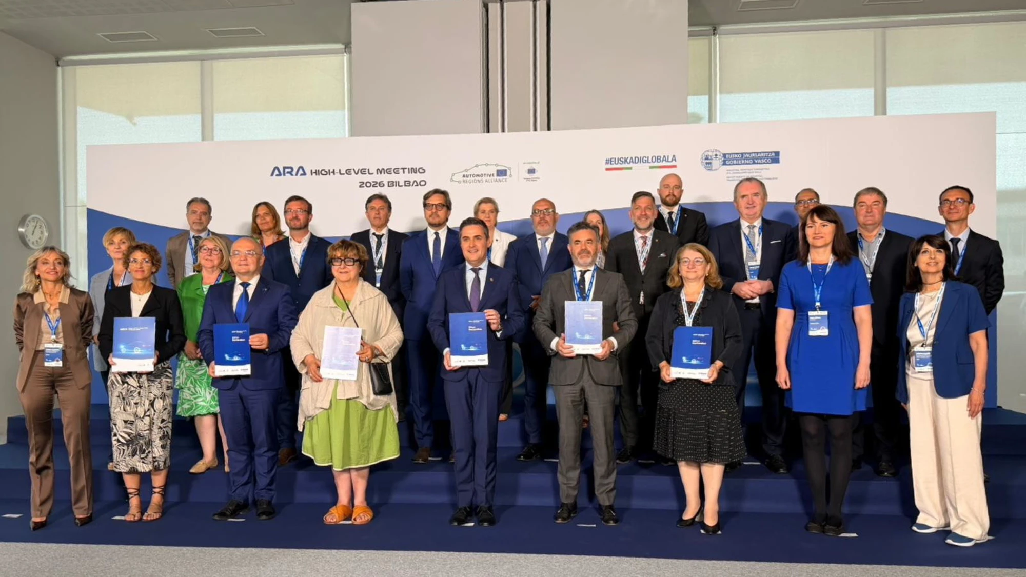 Automotive, assessore Guidesi a Bilbao per l’assemblea Ara: “Se la Commissione non cambia, rischio nuovi disoccupati in Europa”