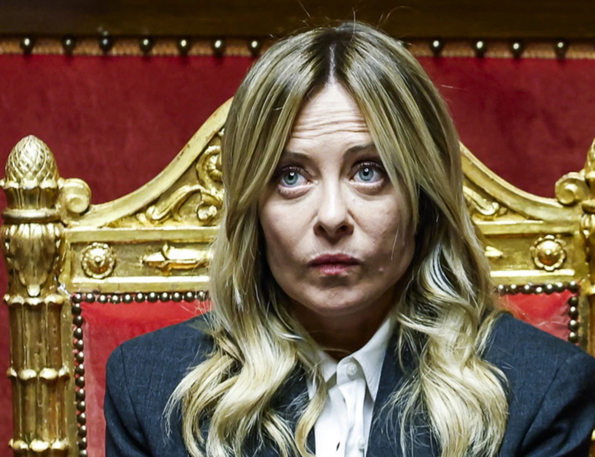 Giorgia Meloni smonta la sinistra: "Inaccettabili le parole di Trump sul Papa"