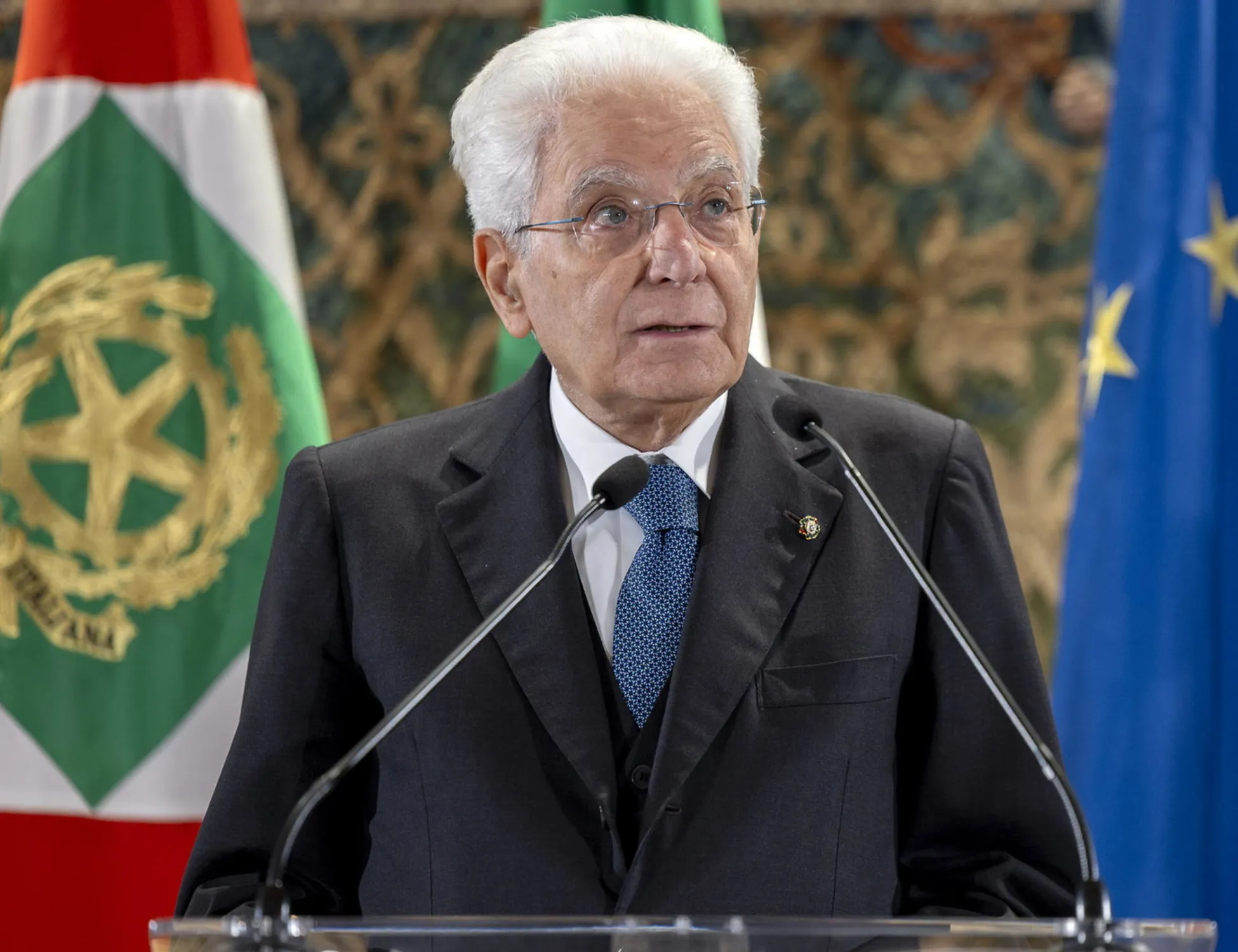 Leggi l'articolo: &quot;Permane la 'zopp&igrave;a'&quot;: Mattarella bacchetta l'Ue