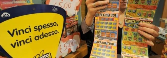 Grosseto, vince 5 milioni al gratta e vinci e sviene: si riprende, poi scompare
