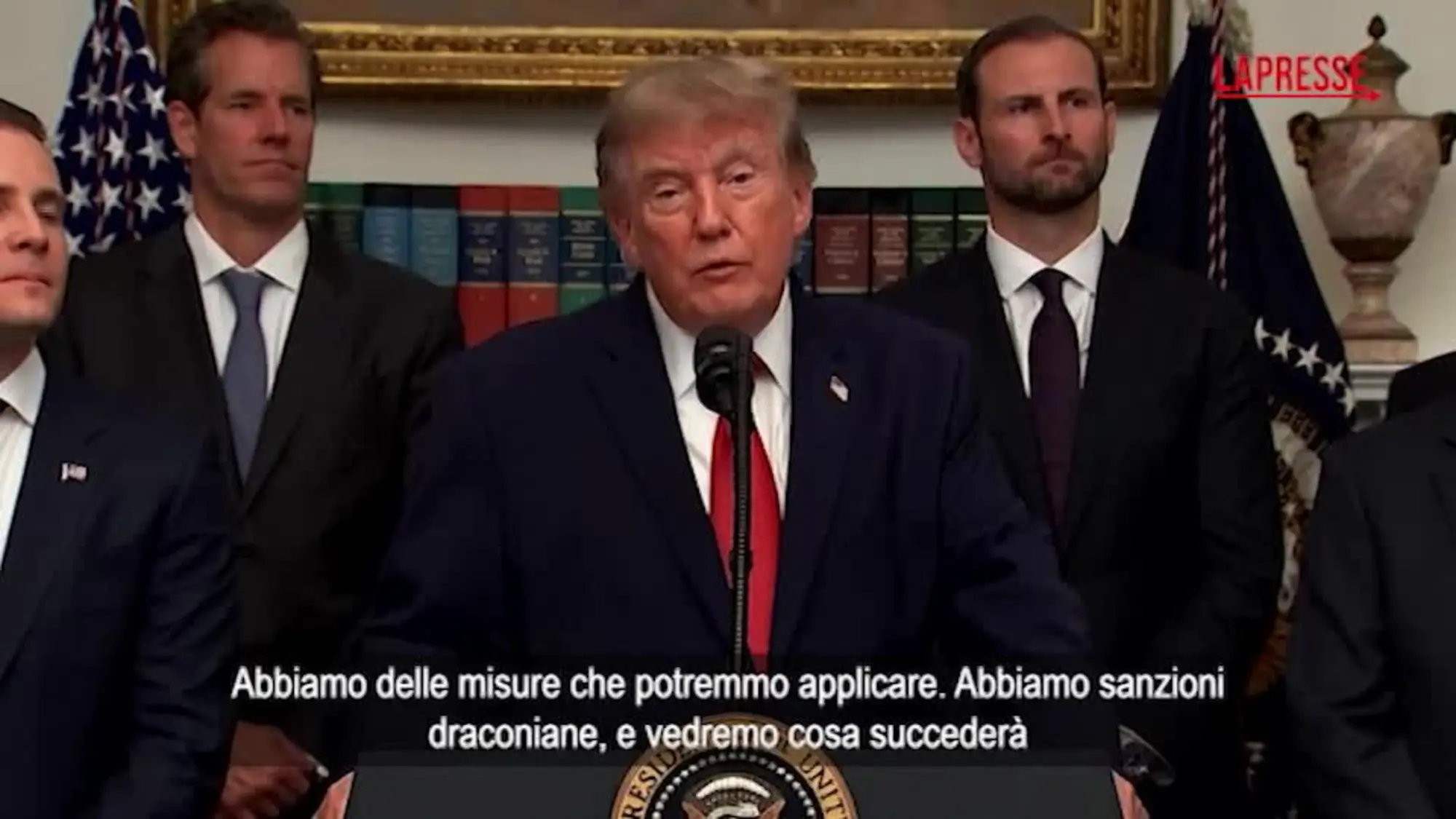 Iran, Trump: "Potremmo imporre sanzioni draconiane"