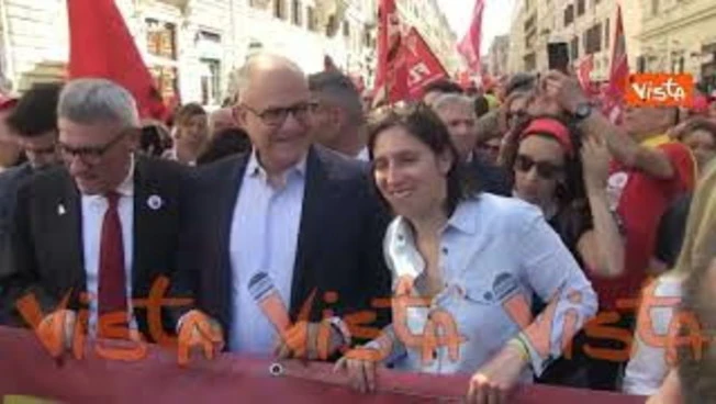 Primo maggio, Landini, Schlein e Gualtieri alla manifestazione della Cgil a Roma