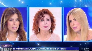 Albano Carrisi, a Live Non è la D'Urso la battutaccia di Alda D'Eusanio contro la Lecciso: "Come fa?"