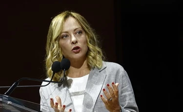Giorgia Meloni alla festa di Libero lancia le nuove sfide: tasse, lavoro e voto