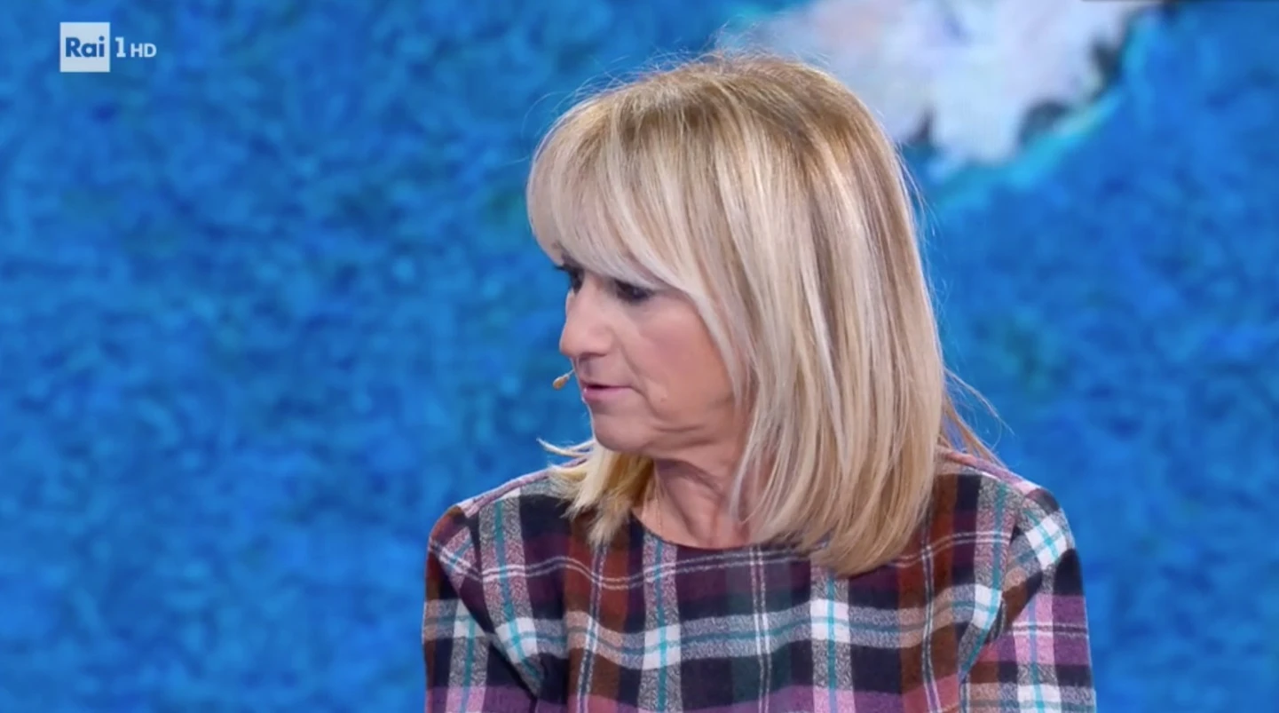 Che tempo che fa, Luciana Littizzetto e la battutaccia con cui affonda Fabio Fazio: "Tu le tette..."