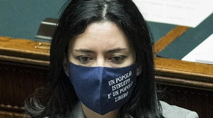 Lucia Azzolina, l'affondo di Francesco Storace: seconda-ondata, il report-choc sul contagio a scuola ignorato dal ministro M5s
