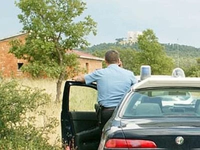 Litigano per gelosia, 16enne uccide e brucia la fidanzatina a Corigliano Calabro