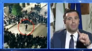 Live-Non è la D'Urso, assembramento ad Avellino? "Ho improvvisato", il sindaco si giustifica così
