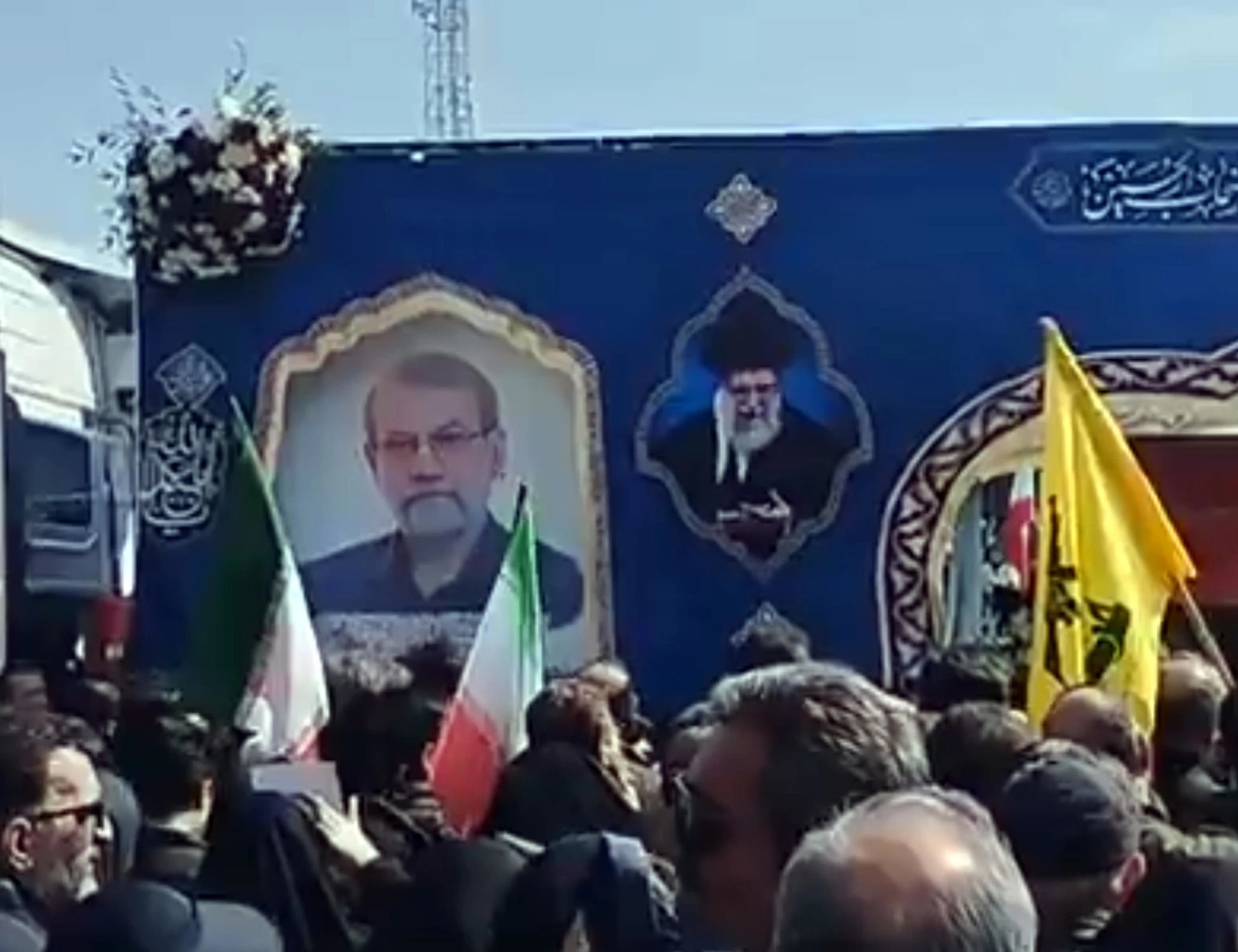 Iran, la guerra nel Golfo in diretta: Teheran allo sbando, "nuova banconota da 10 milioni"