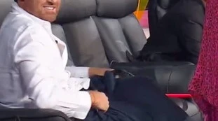 Tu si que vales, Rudy Zerbi si spoglia in studio e l'occhio di Sabrina Ferilli cade lì: "Non sembrava, invece..."