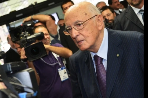 Napolitano, sì a indulto e amnistia: "Servono misure alternative al carcere"
