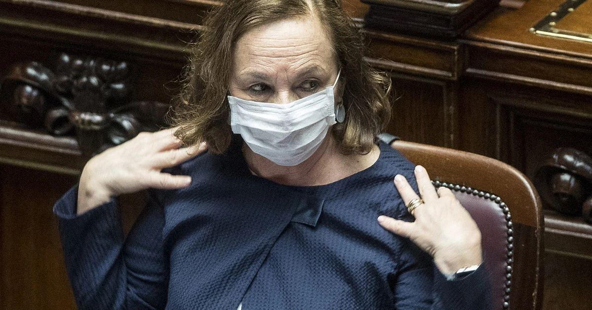 Open Arms, la rabbia della Lega: perché Luciana Lamorgese non viene processata?