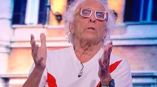 Controcorrente, Mughini umilia il leader: "L'altro babbeo...", gelo in studio