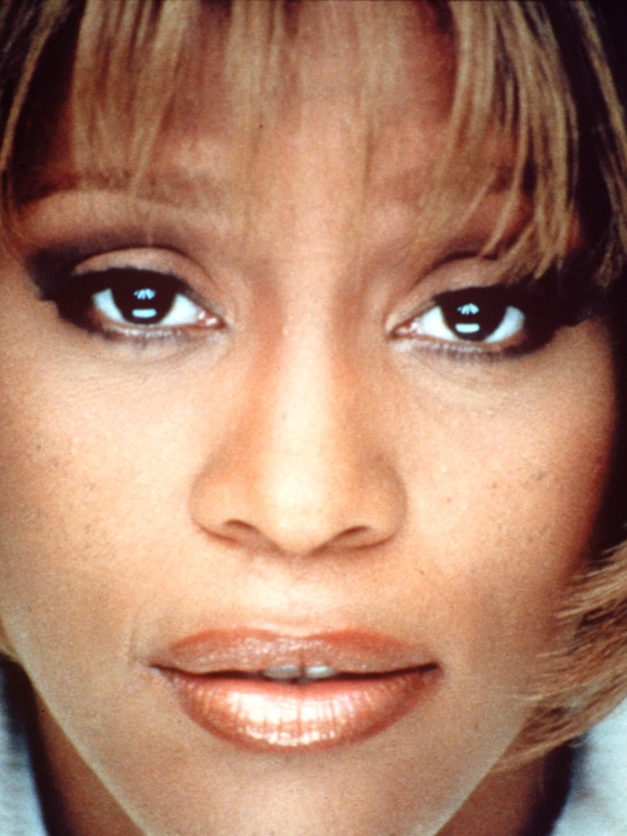 Whitney Houston & Co, per far cassa la musica punta sugli zombie
