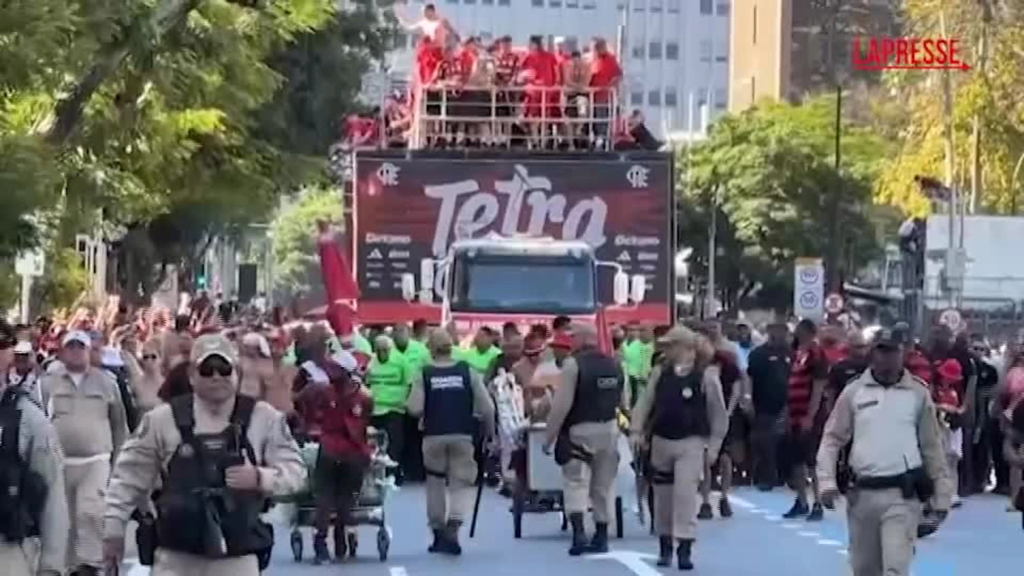 Brasile, scontri tra polizia e tifosi del Flamengo a Rio de Janeiro