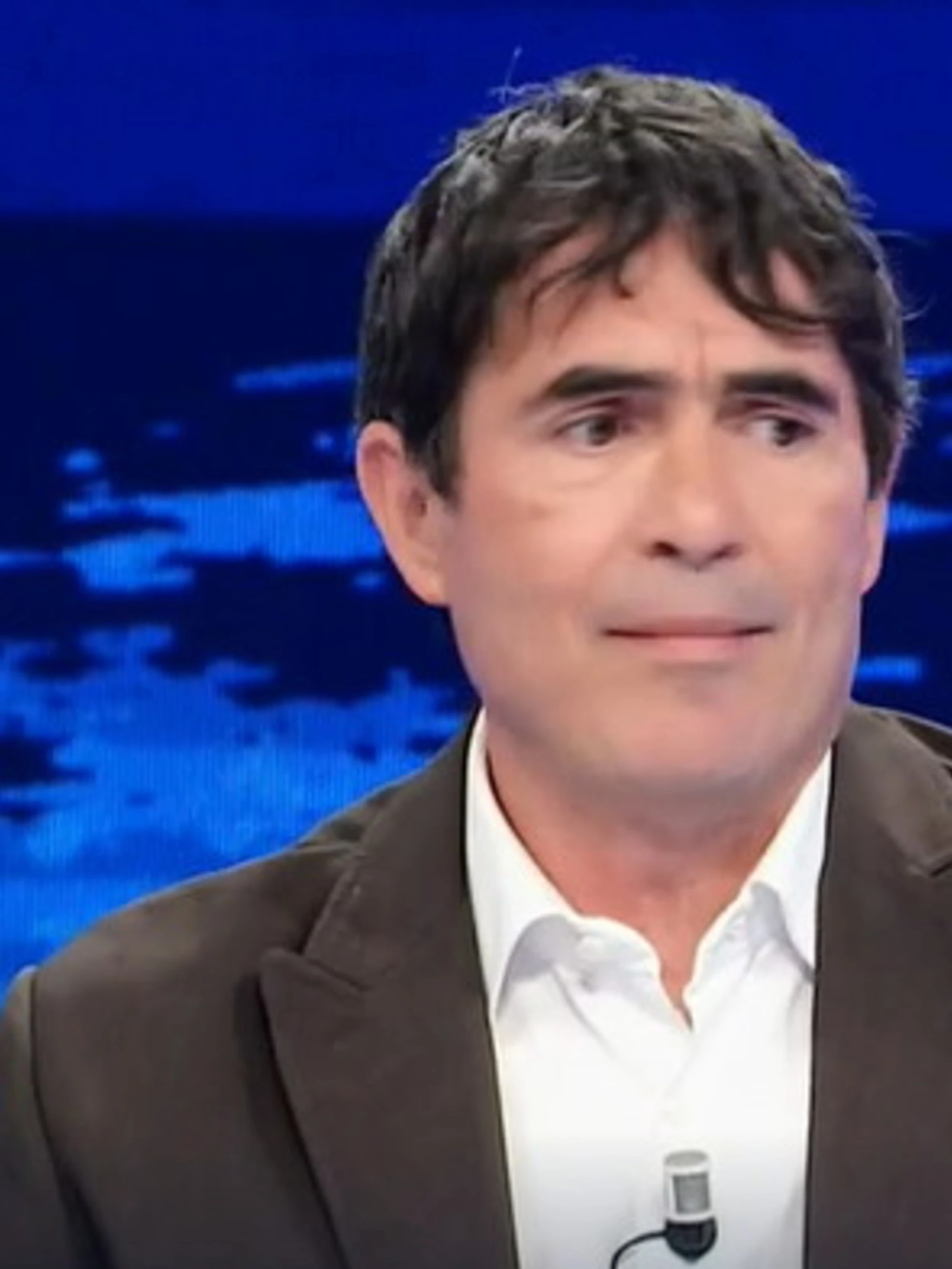Nicola Fratoianni insulta Giorgia Meloni: "C'è qualcosa di malato"