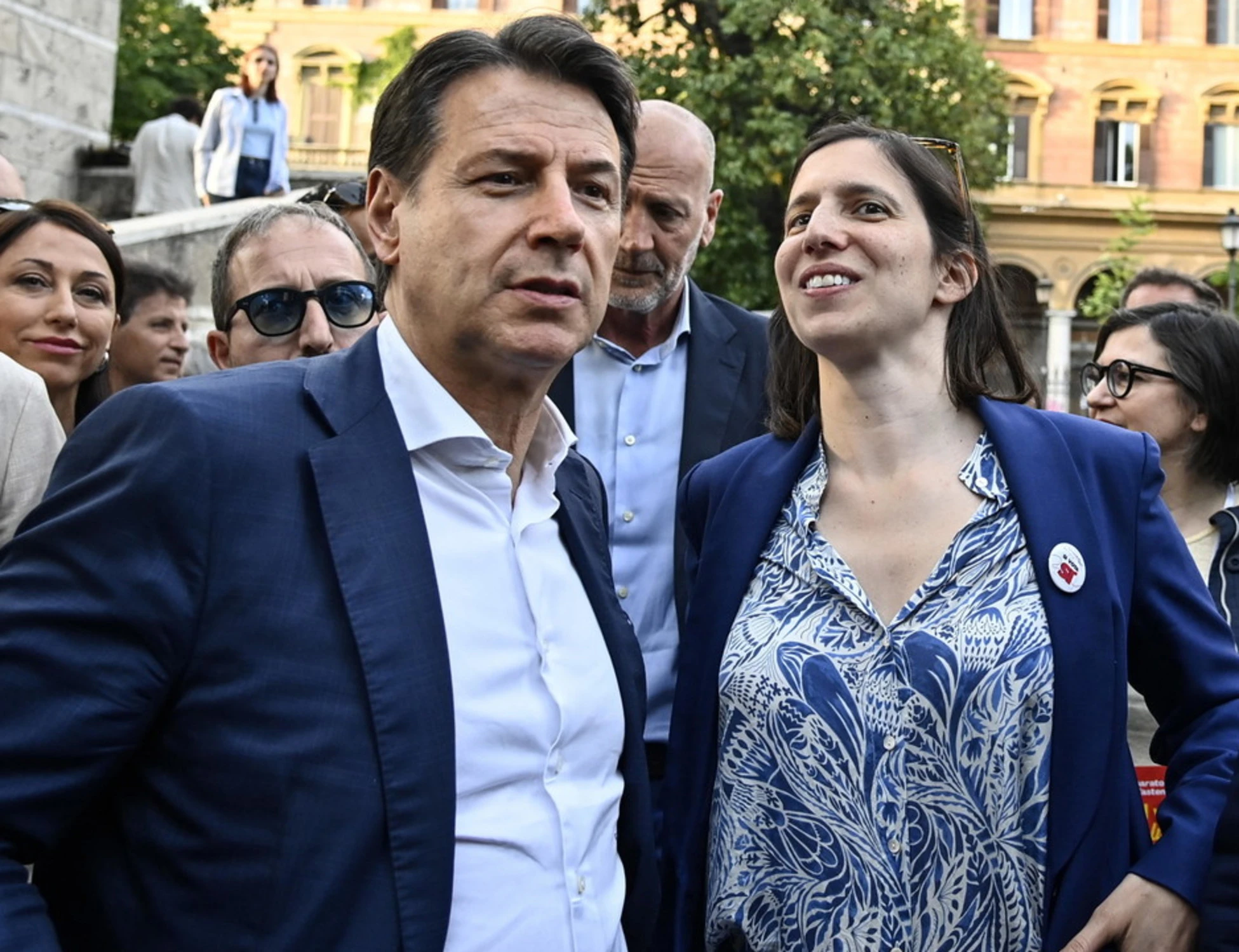 Schlein e Conte tacciono per non perdere i voti del sindacato militante