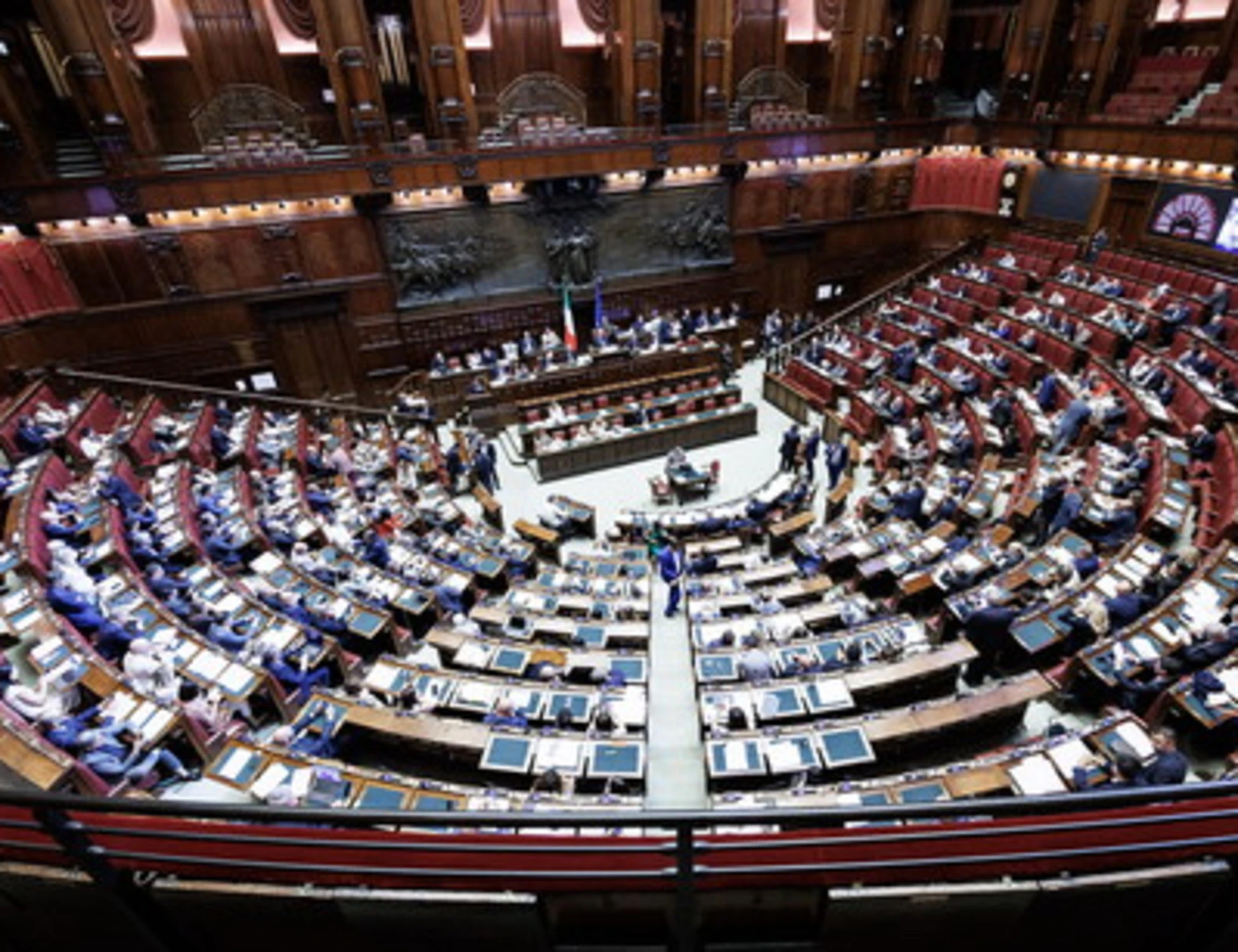 Legge elettorale: indice e pollice, cos'è successo davvero durante il voto