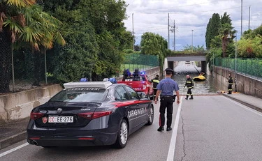 Meteo-choc: donna morta annegata in aula, crolla l'aula-bunker a Milano