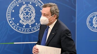 Mario Draghi, il retroscena di Luigi Bisignani: premier furioso con i ministri. Covid, linea di controllo saltata