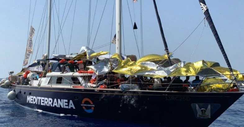 Mediterranea, fonti del Viminale: "Rifiutano di sbarcare i migranti a Malta, è una provocazione assurda"
