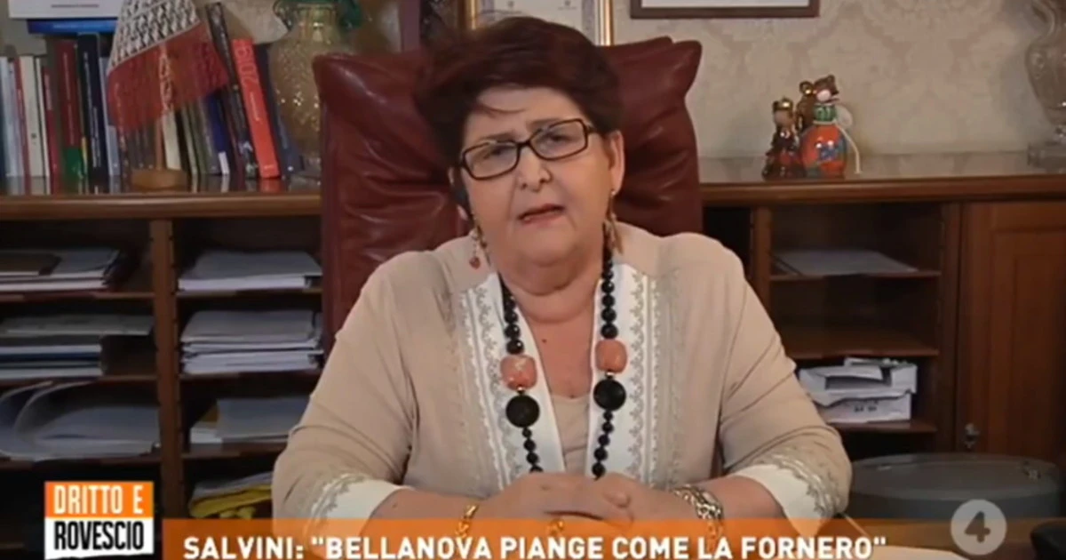 Teresa Bellanova a Dritto e rovescio, l'attacco contro Salvini: "Primo di emozioni? Non è un problema mio. Tutto felpe, cibo e figli"