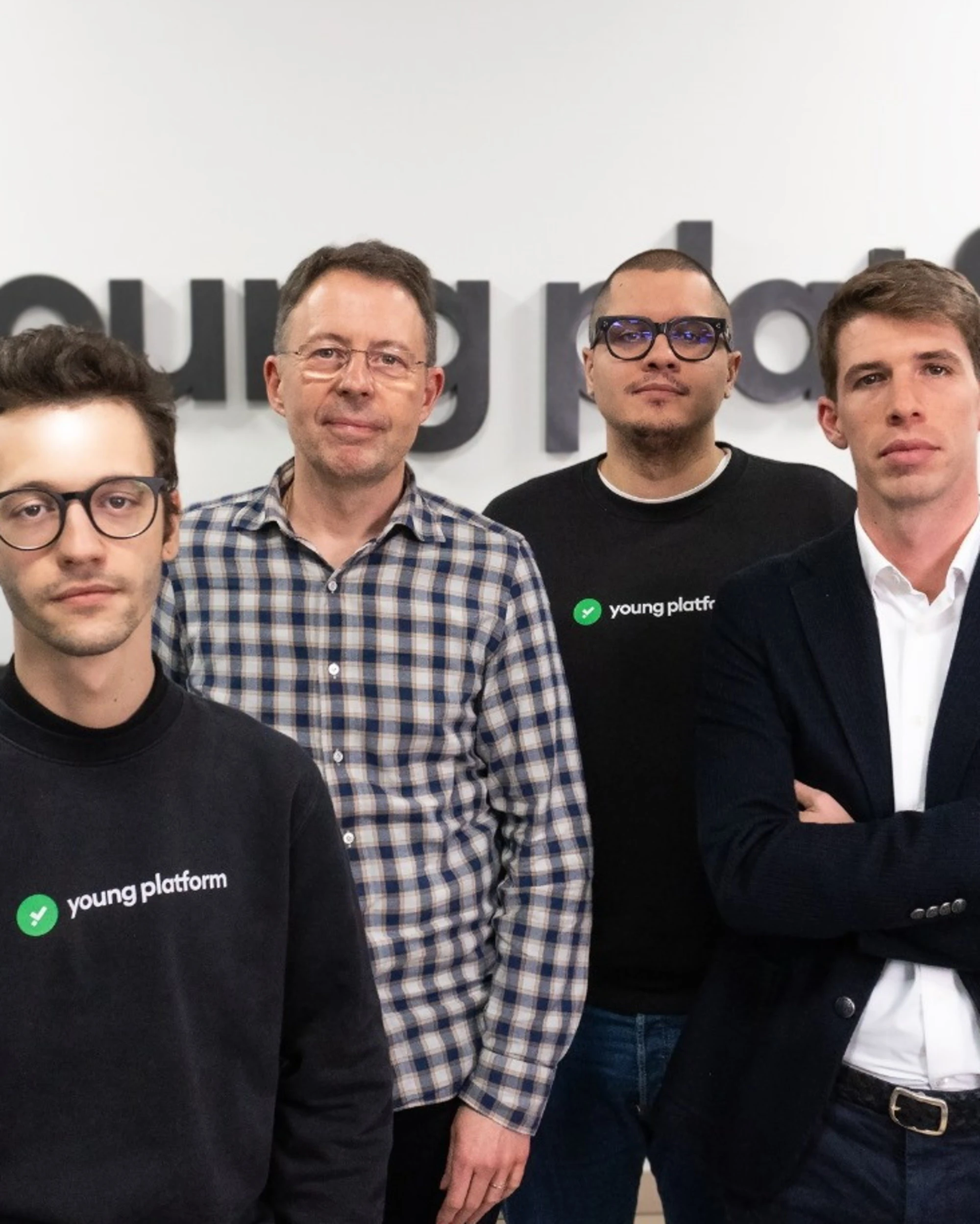Young Platform, crypto e non solo: pronti il conto di pagamento e la carta di debito con cashback fino al 3,6%