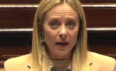 Meloni inchioda la grillina Maiorino: "Libertà di stampa? Non ricordo mobilitazioni per Capezzone o Sallusti"