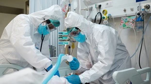 Bollettino del 9 maggio: 17.155 nuovi casi e 84 decessi, salgono i ricoveri in terapia intensiva