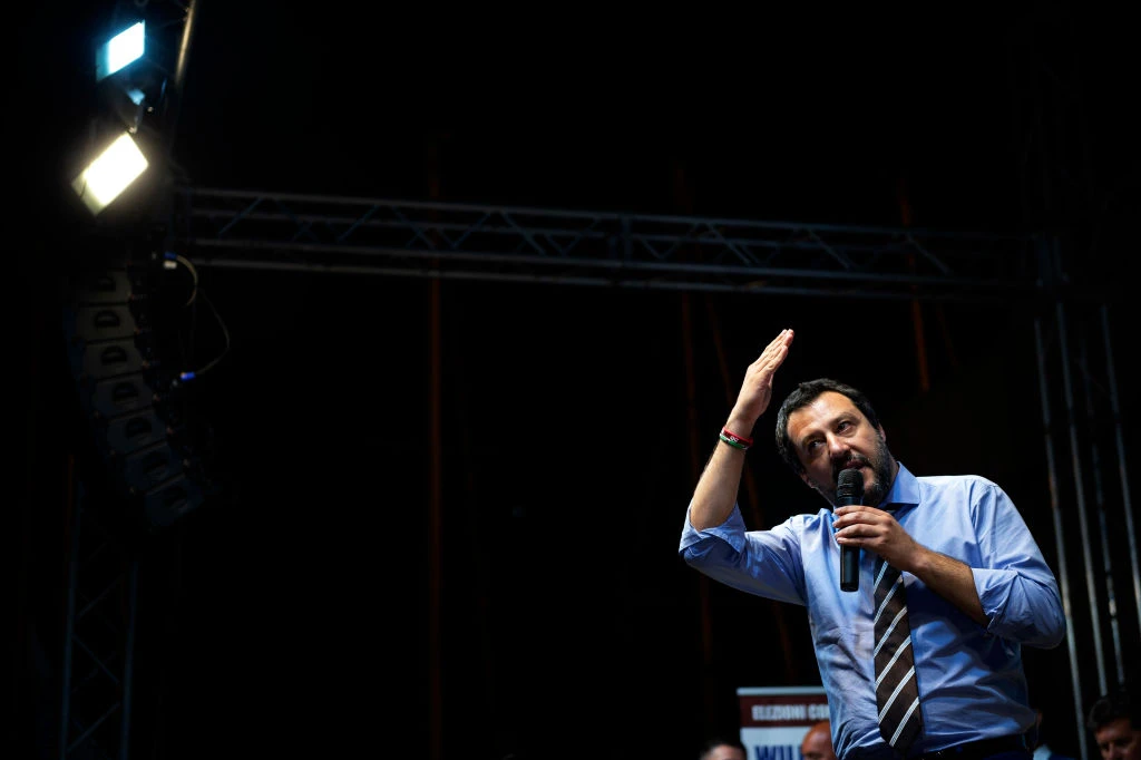 Matteo Salvini: "Flat tax, chi guadagna di più deve pagare meno tasse. La legge Fornero la smontiamo pezzo per pezzo"