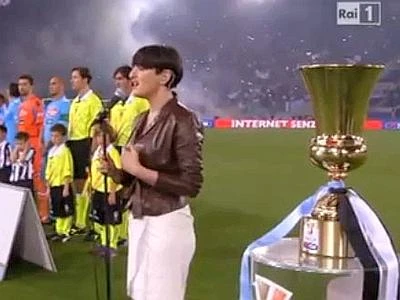Coppa Italia, Arisa su fischi all'Inno di Mameli: "E' una vergogna" (VIDEO)