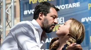 Supermedia sondaggi, Giorgia Meloni: prima battuta d'arresto, il sussulto di Matteo Salvini