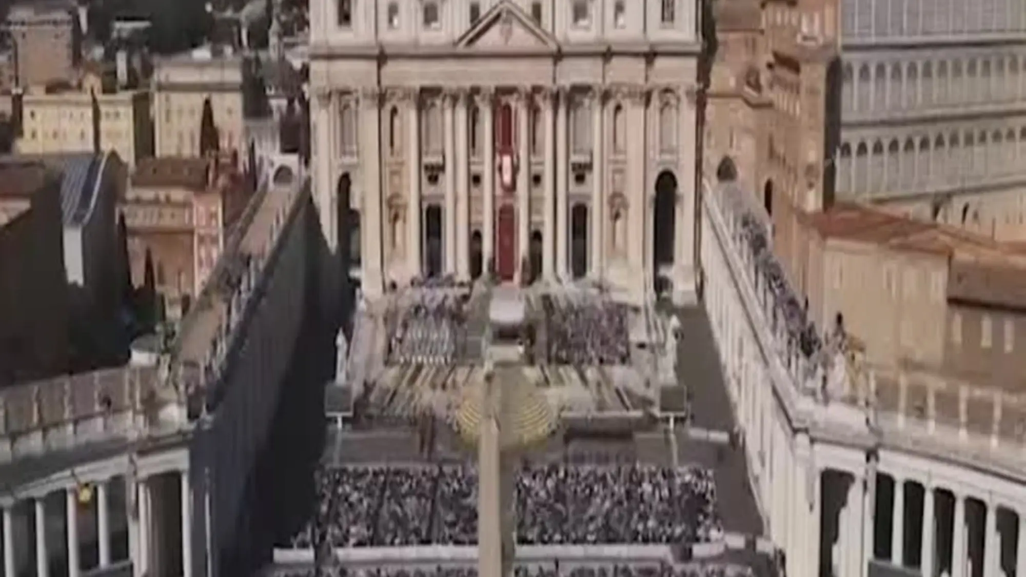 Pasqua, il Papa: "Chi ha il potere scelga la pace"