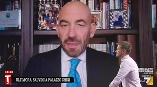 Matteo Bassetti: "Subito lockdown di 15 giorni per i non vaccinati", l'appello dell'esperto