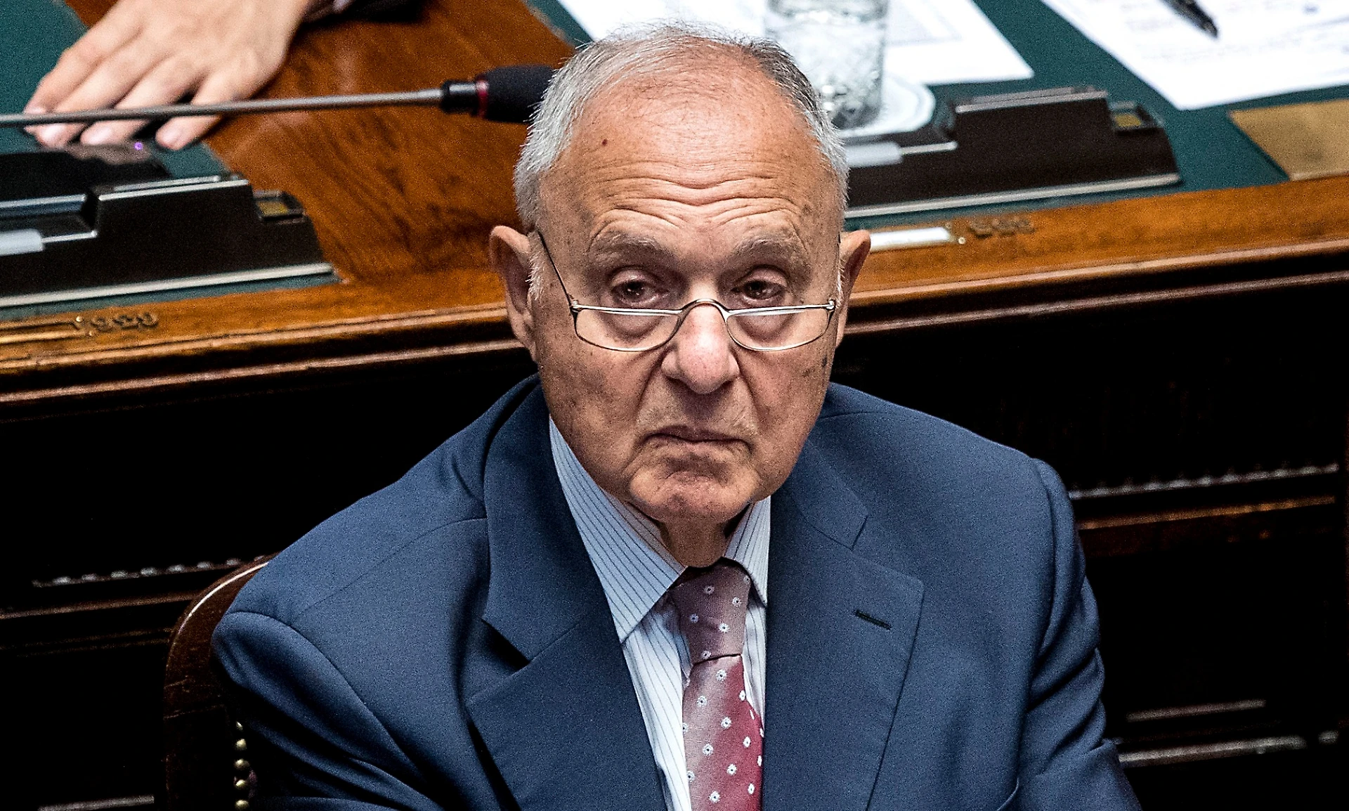 Paolo Savona, la mossa spacca-Europa con cui terrorizza i tedeschi: pronto ad andare all'Ecofin con Giovanni Tria