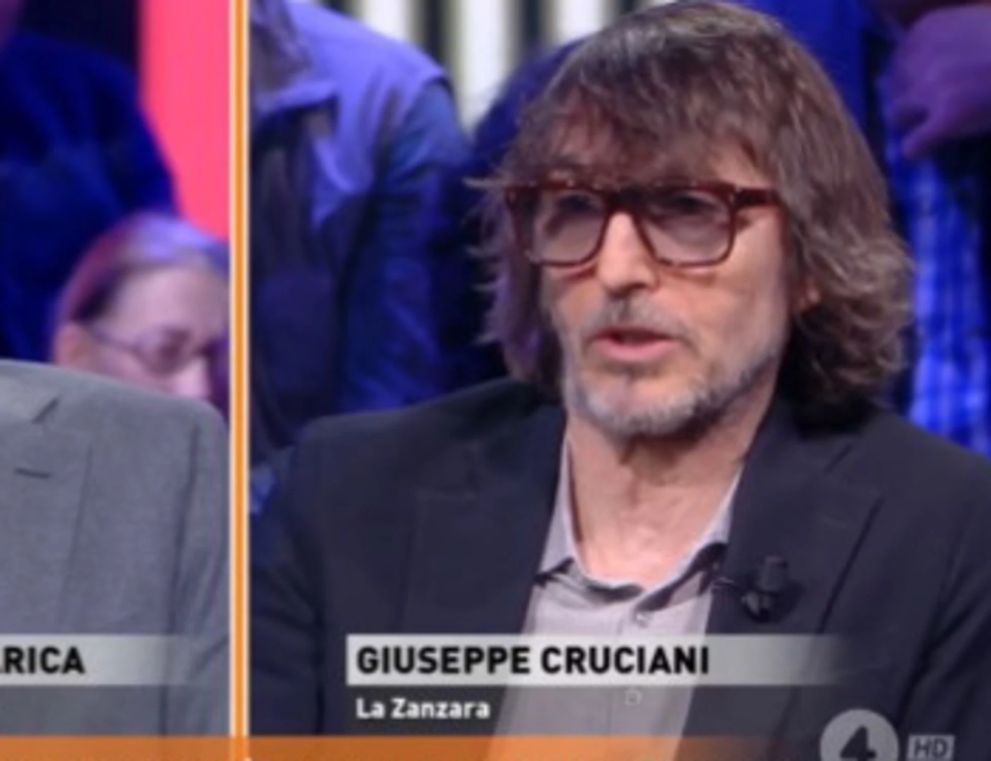 Dritto e rovescio, Cruciani spiana Caprarica: "Se vuoi vendere il tuo corpo..."