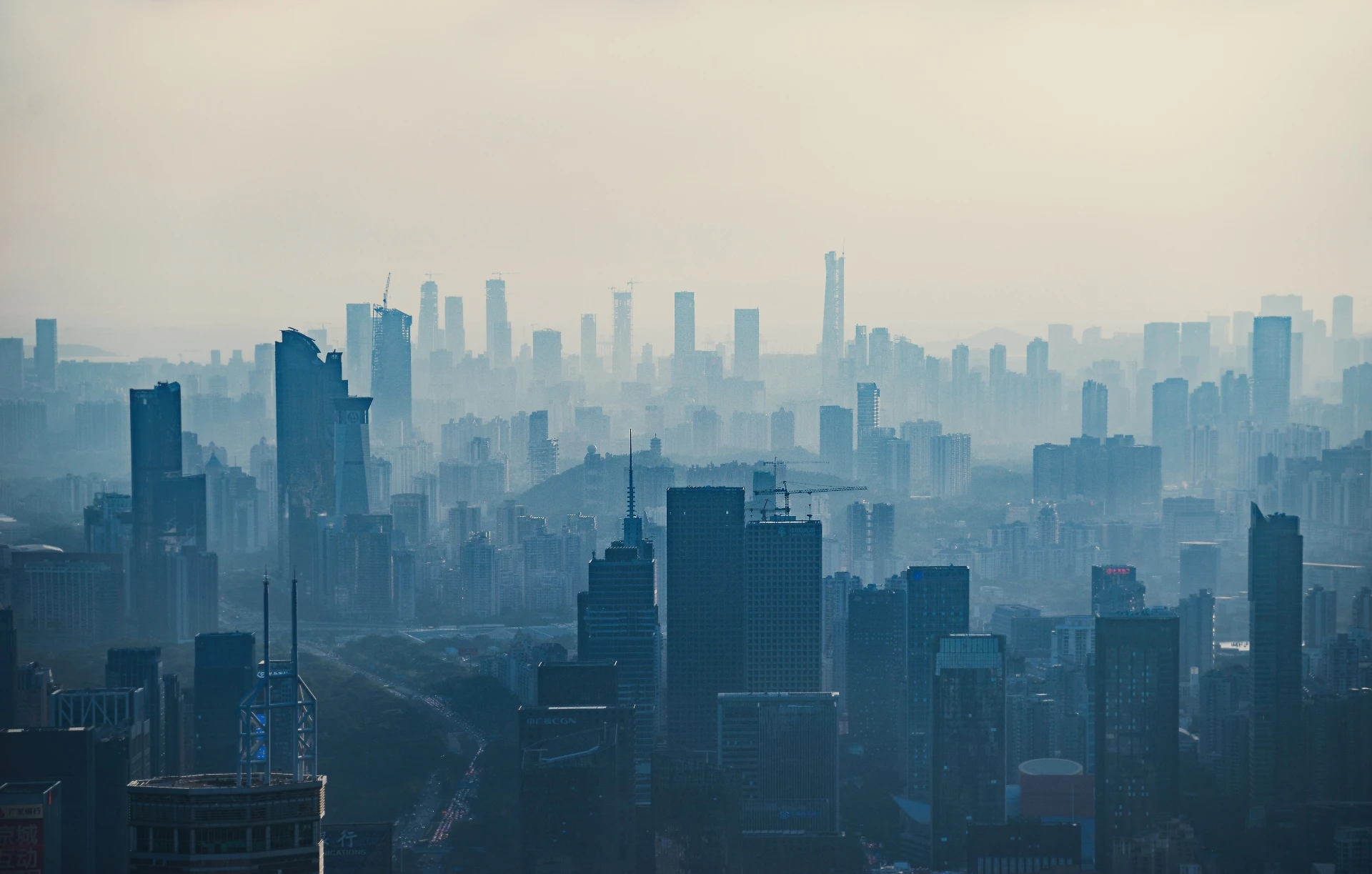 Smog, le nanoparticelle e la correlazione con il cancro al cervello: lo studio canadese