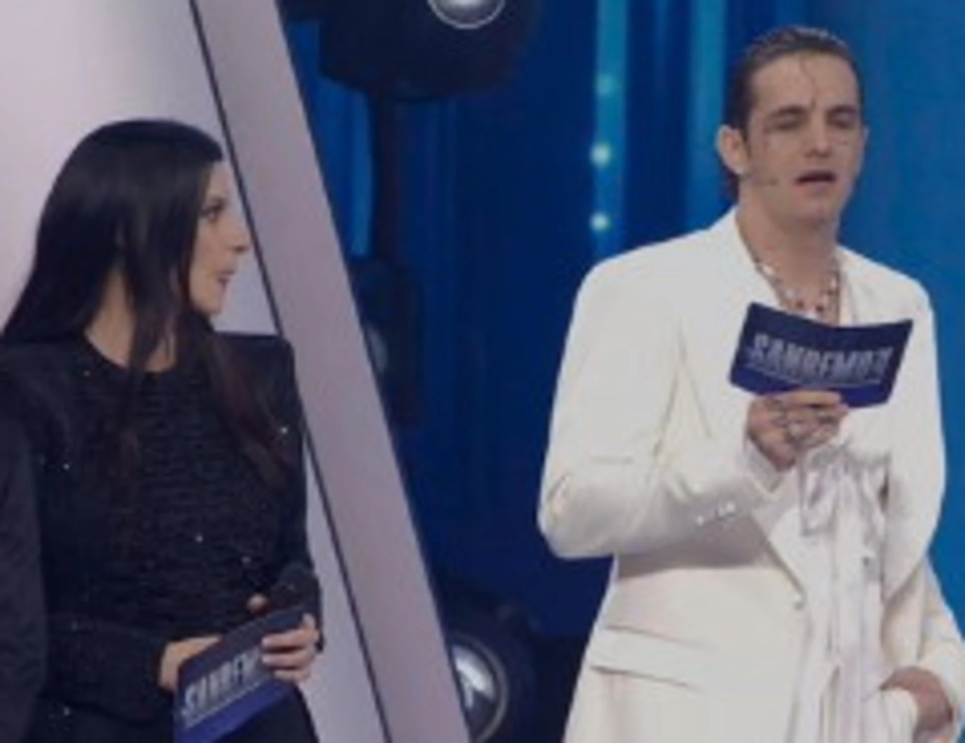 Sanremo 2026, Achille Lauro sparisce. Scaletta cambiata all'ultimo: alta tensione con Fedez