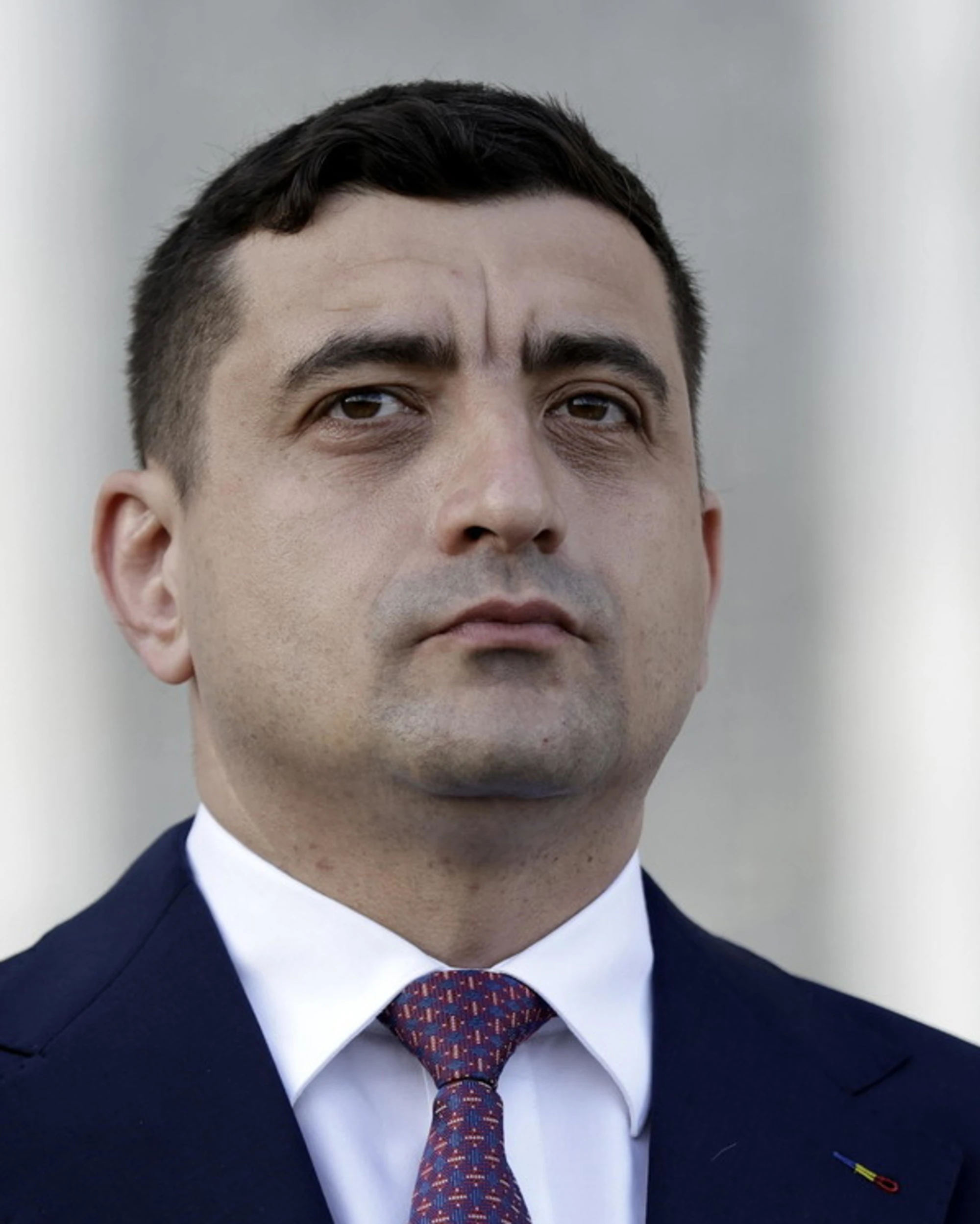 Romania, stravince George Simon: "Pronto a nominare Calin Georgescu primo ministro"