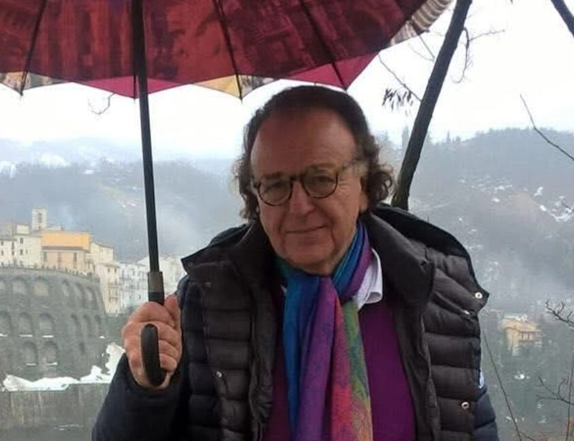 Addio a Gianluigi Armaroli, il giornalista aveva 77 anni: lutto al Tg5