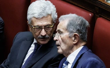 Dai Cinquestelle ai vecchi dem: quanti cinesi d'Italia a sinistra