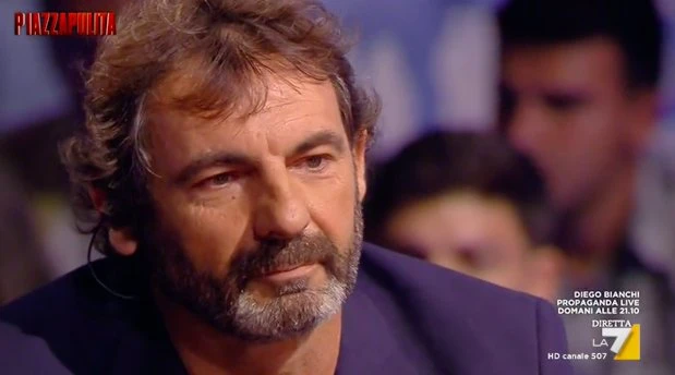 Piazzapulita, Corrado Formigli a senso unico. L'attacco di Oscar Camps di Open Arms a Matteo Salvini