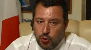L'aria che tira, Matteo Salvini contro Luciana Lamorgese: "Mario Draghi come il Ct della nazionale, perché non si è dimessa?"