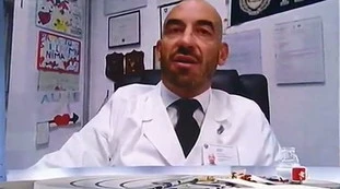Matteo Bassetti, coronavirus e lockdown: "Ahimè, l'unico modo per evitarlo". Il divieto di uscita di casa per gli over 65