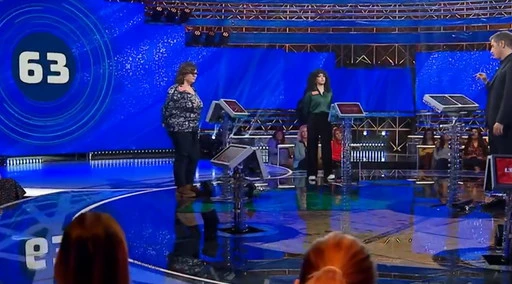 L'Eredità, "ma le hanno fatte le elementari?": bufera dopo la puntata 