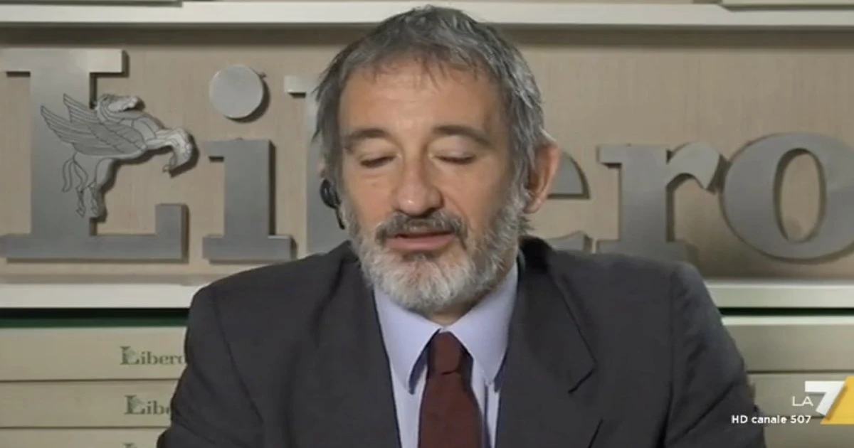 Pietro Senaldi a L'aria che tira contro i volontari anti-movida: "Con quale autorità?"